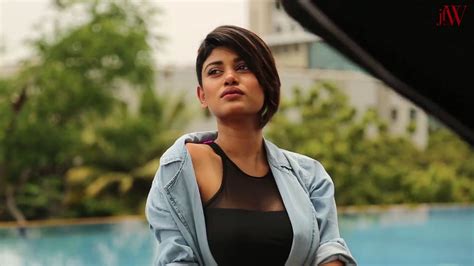 oviya latest we and jfw photoshoot uhd pictures yup tamilan