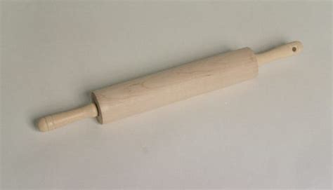 cleaning  wooden rolling pin heres
