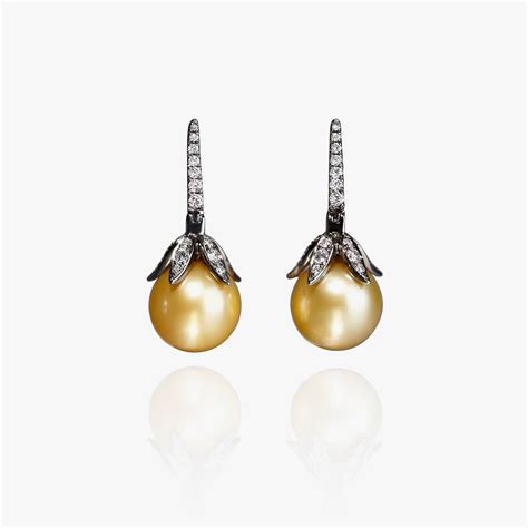 18kt White Gold South Sea Golden Pearl Small Earrings