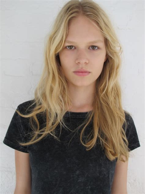 Top Newcomers S S14 Anna Ewers Of The Minute