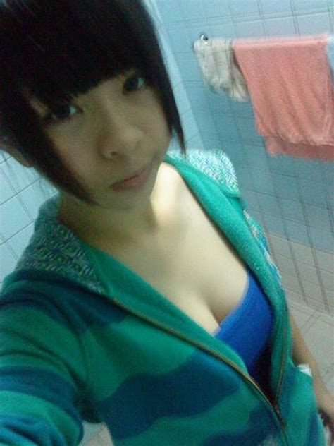 Taiwanese Girl Nice Boobs 16 Y O