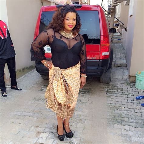 dayo amusa shows major cleavage in this photo nigerian entertainment today nigeria s top