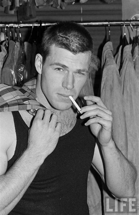 Jon eric hexum gay