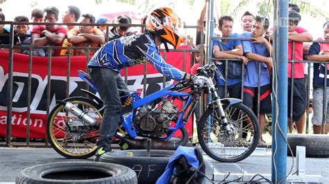 indonesian drag bike caruban 2015 full race doovi