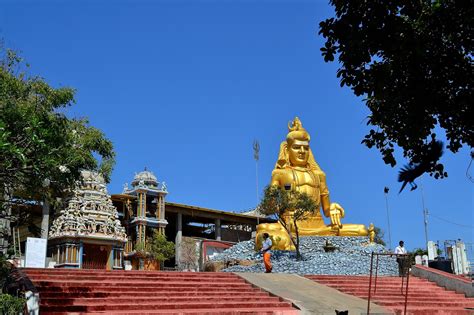 places  visit  sri lanka part  religious sites travel  sri lanka