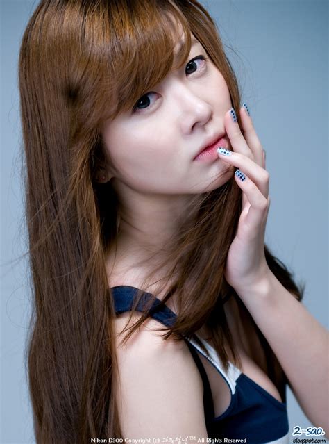 jung se on blue and white the most beautiful girl in the