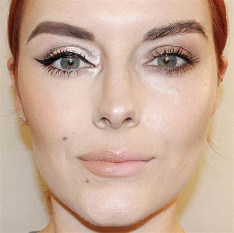 The Difference Between Makeup On Instagram And In Real