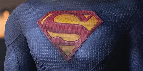 superman lois  corrupt  man  steels symbol cbr