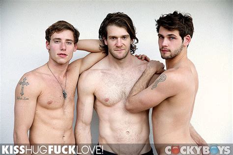 fuck yeah threesome with colby keller duncan black and justin