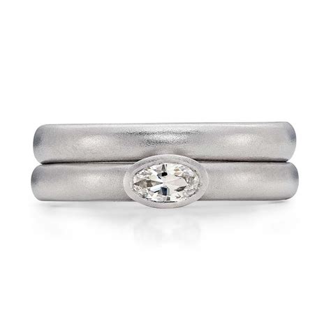 petite oval diamond ring  jacks turner jewellery bristol turner contemporary contemporary