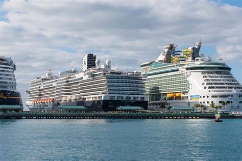 ship exterior  holland america nieuw statendam cruise ship cruise critic