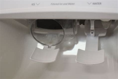 ice maker maintenance   clean  chemicals cleaning