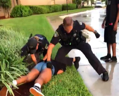 florida police won t launch investigation into cop caught