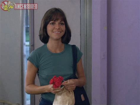 Sally Field Nuda ~30 Anni In Stay Hungry