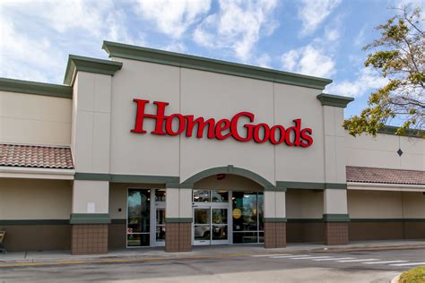 home goods closing  stores  article discusses