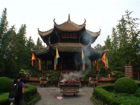 originally built   early tang dynasty    temple   rebuilt  repair