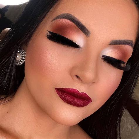 25 Pretty Christmas Makeup Ideas To Make You Look Hot Winter Makeup