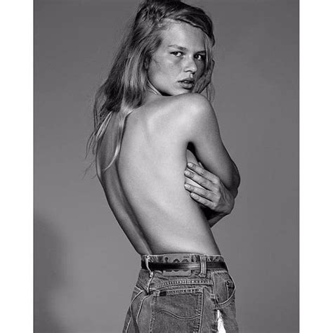 anna ewers nude 3 photos thefappening