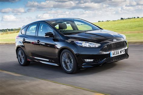ford focus st   ecoboost   review car magazine