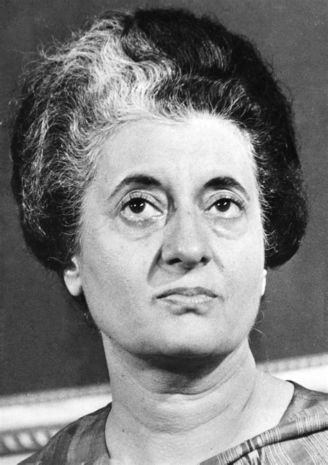 Aventuras Na História · Neste Dia Em 1984 Indira Gandhi Era Assassinada