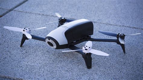 parrot bebop  nouveau drone grand public avec une bien meilleure autonomie caracteristiques