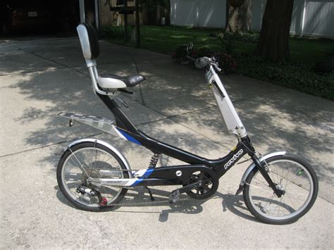 sold giant revive semi recumbent bicycle  sale    chainlink