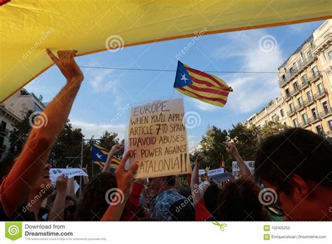 demonstratie voor vrijheid en tegen politieke gevangenen  de verticaal van barcelona
