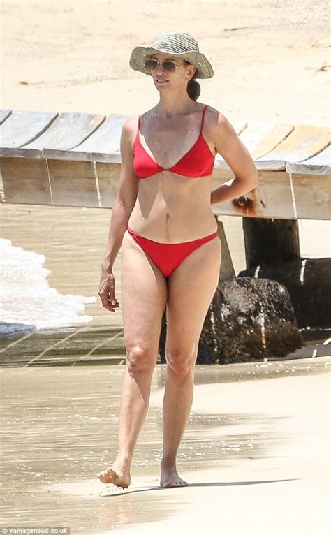 Loose Women S Andrea Mclean Dons Bikini In Caribbean With