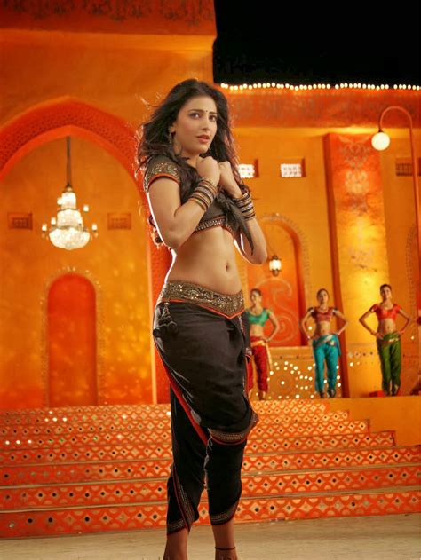 latest stills tamil actress shruti hassan new hot photos stills ~ latest movies stills