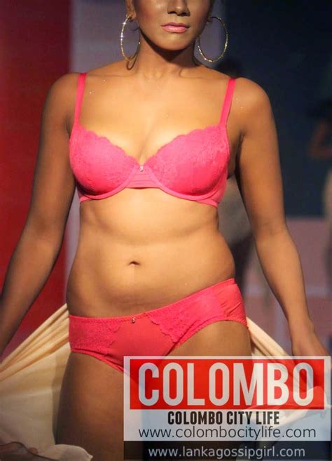 Sri Lankan Bra Models Colombo Fashion Show Lankan Stuffs