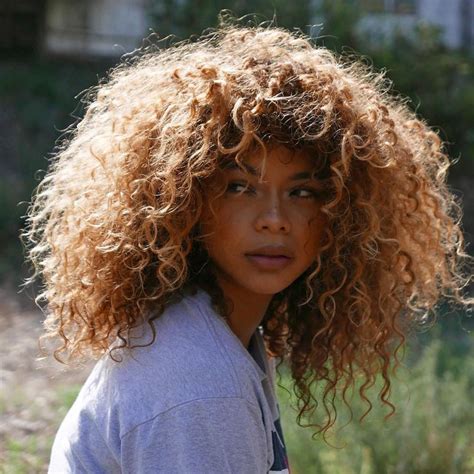 6 signs your stylist knows how to cut curly hair as told by teen vogu blndn