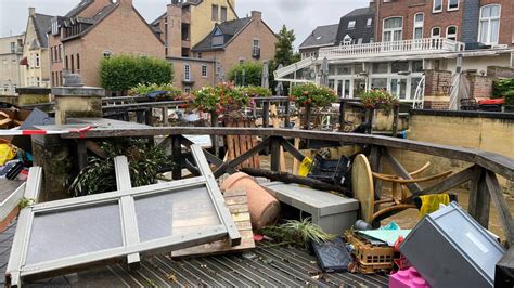 miljoen euro schade door overstroming valkenburg  huizen beschadigd nos