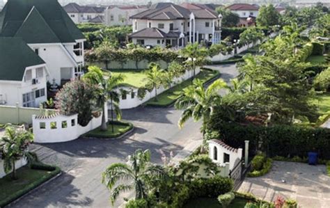 expensive mansions  ohwimase hilltop kumasi ghana housemates naija