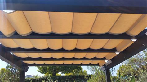 wire retractable awnings custom   awning company