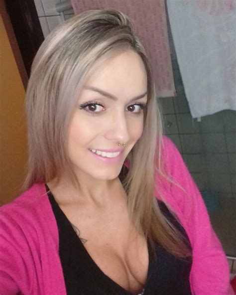victoria carioni beauty brazilian transgender instagram