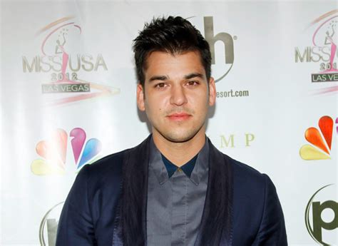 what happened to rob kardashian did weight gain cause hospitalization