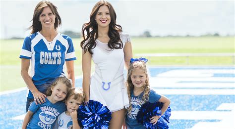 First Mother Daughter Cheerleaders In Indianapolis Colts History