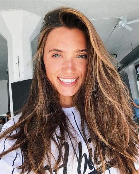 Hannah Meloche On Instagram “too Many Reasons To Smile” Bad Hair Hair