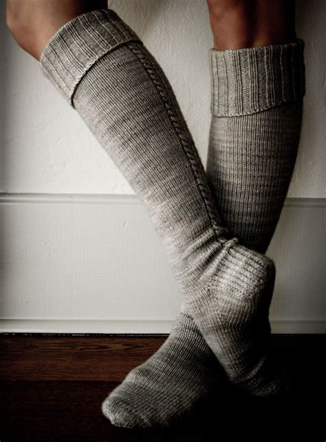 gray cable knit knee high socks knitting things
