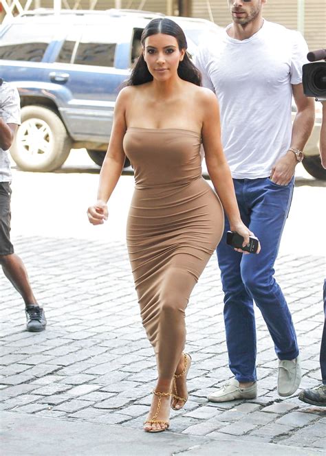 See And Save As Kim Kardashian Looks Amazing In Sexy Tight
