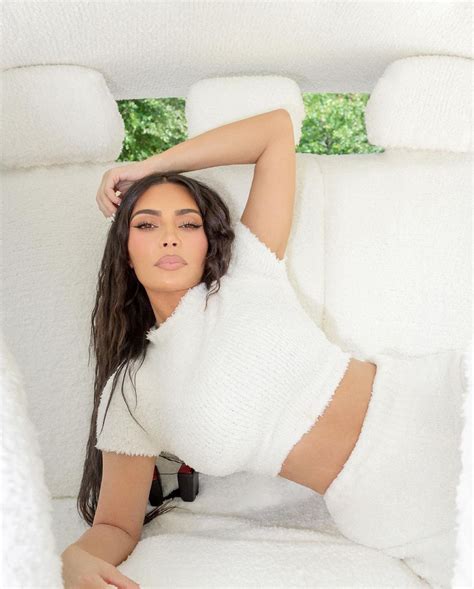 Kim Kardashians Custom Boucle Covered Lamborghini Urus Is Dumb But