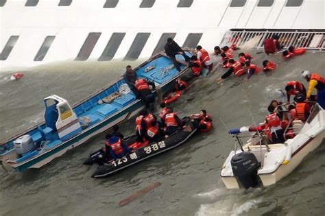 south korean ferry survivors recall horror wsj