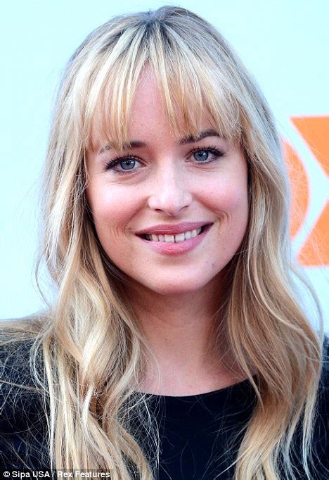 melanie griffith and don johnson s daughter dakota promotes star turn in fox sitcom daily mail