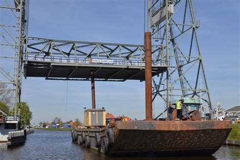 brug waddinxveen ontzet na aanvaring binnenvaartkrant