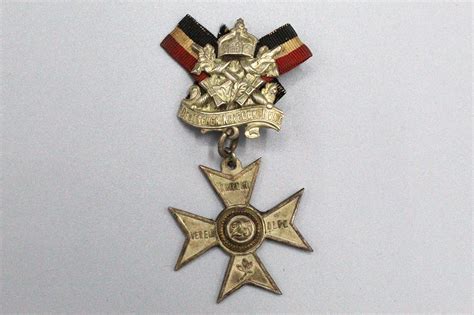 ww german war veterans league badge  yr merit cross imd