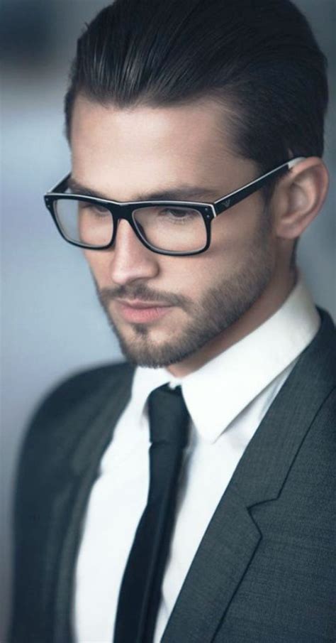 20 Classy Men Wearing Glasses Ideas For You To Get Inspired Instaloverz