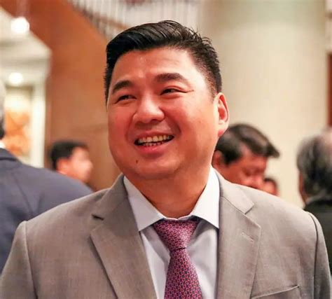 dennis uy interested  buy abs cbn tv network  franchise issue