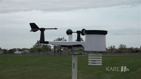 kare  meteorologist shows   set    weather station youtube