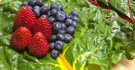 5 Easy Ways To Increase Your Daily Antioxidant Intake Mindbodygreen