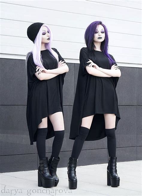 33 alternative looks for this halloween goth outfits